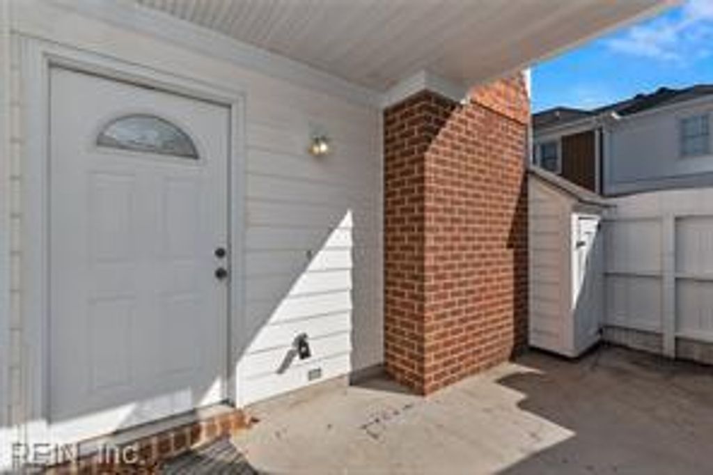 Photo of 103 Turnbridge Lane #E, Yorktown, VA 23693 (MLS # 10632490)