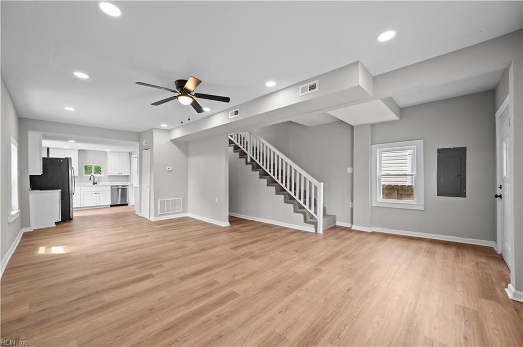 1409 Highland AVE