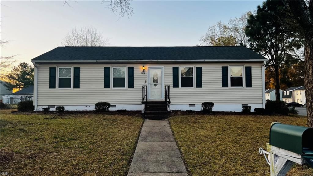 Photo of 4010 GLOUCESTER Drive, Hopewell, VA 23860 (MLS # 10627858)