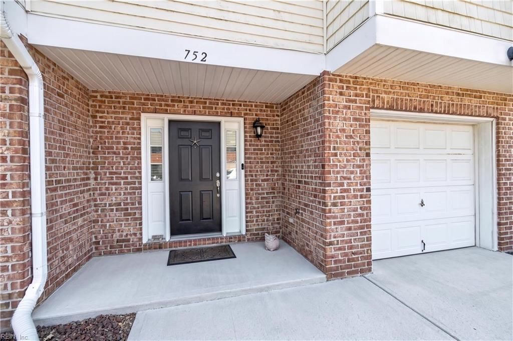 Photo of 752 Sequoia Way, Virginia Beach, VA 23451 (MLS # 10633615)