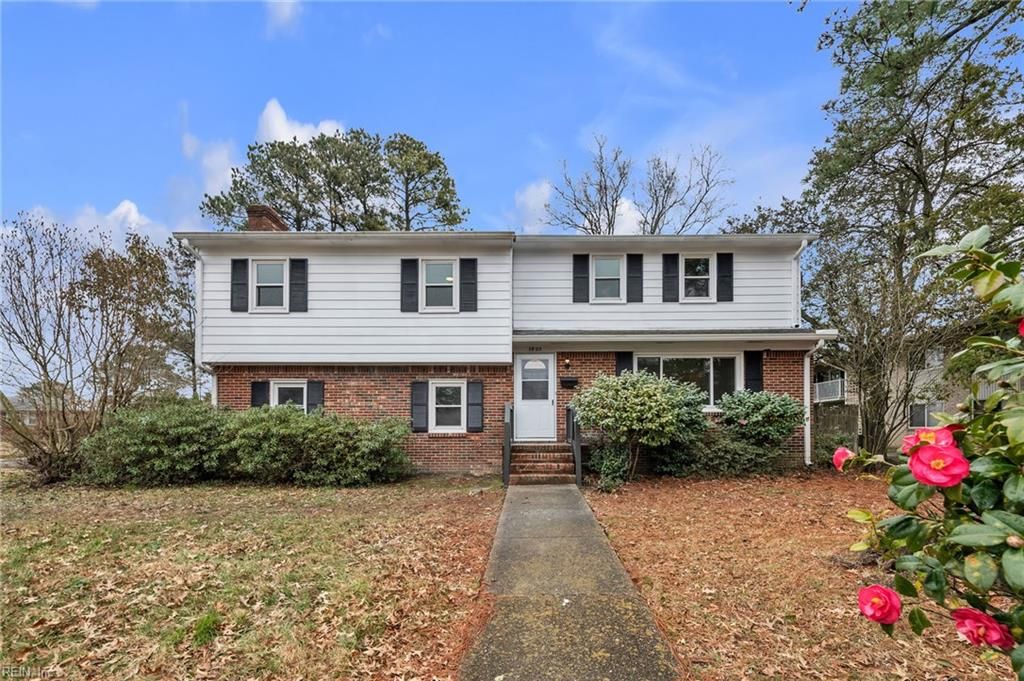 Photo of 5823 Frament Avenue, Norfolk, VA 23502 (MLS # 10623838)