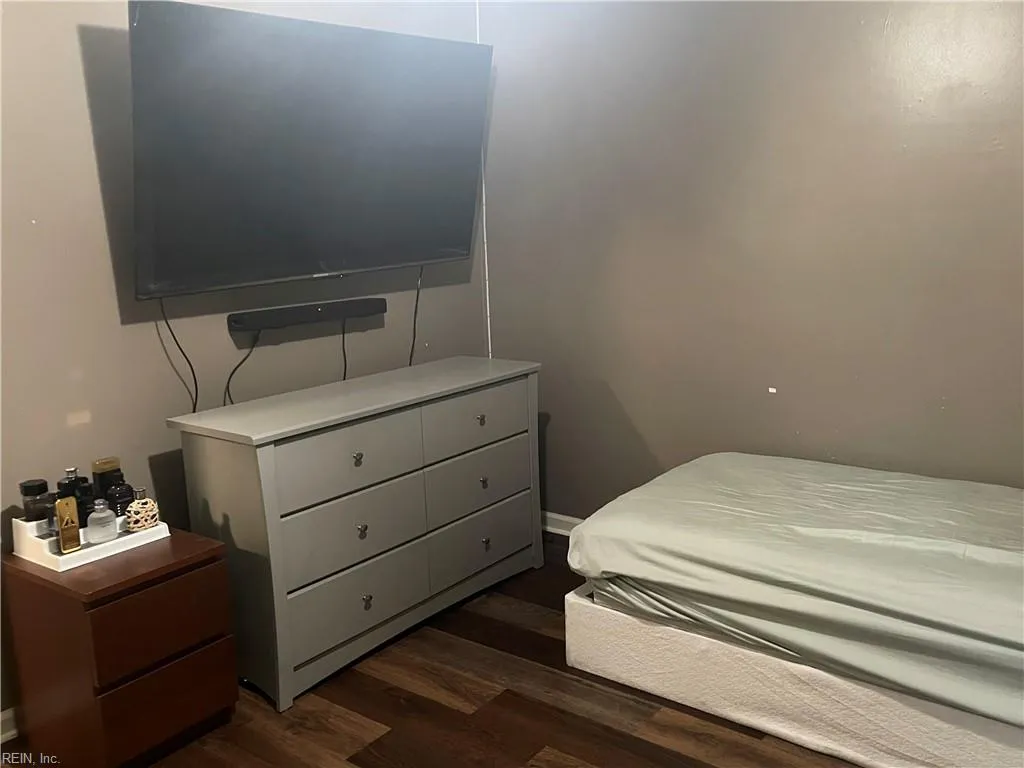 Virginia Beach, Virginia 23462, United States, 3 Bedrooms Bedrooms, ,2 BathroomsBathrooms,Residential,Active,237044