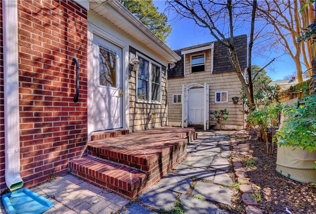 Norfolk, Virginia 23508, United States, 3 Bedrooms Bedrooms, ,2 BathroomsBathrooms,Residential,Active,98113