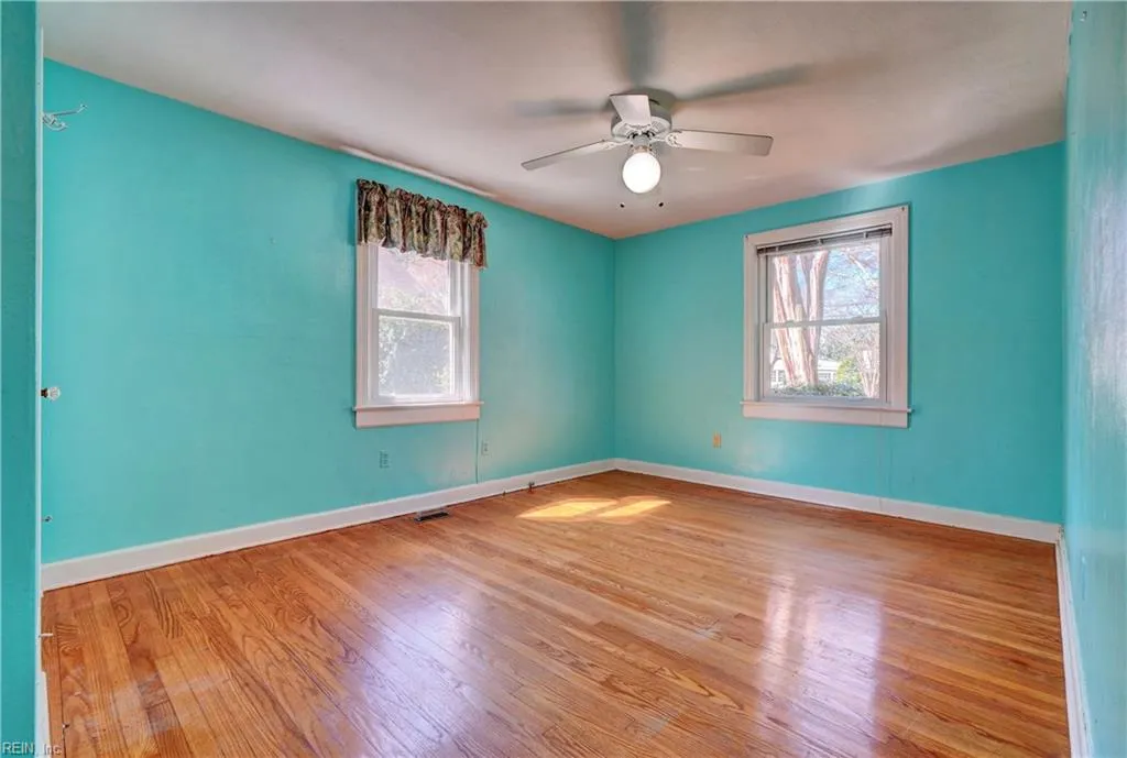 Norfolk, Virginia 23508, United States, 3 Bedrooms Bedrooms, ,2 BathroomsBathrooms,Residential,Active,98113