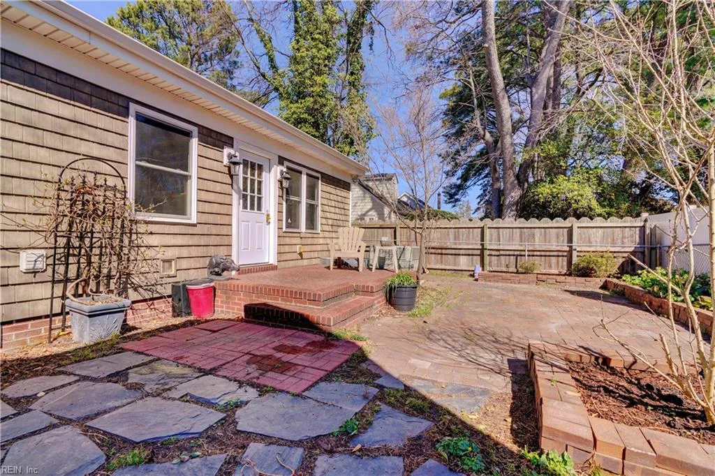 Norfolk, Virginia 23508, United States, 3 Bedrooms Bedrooms, ,2 BathroomsBathrooms,Residential,Active,98113