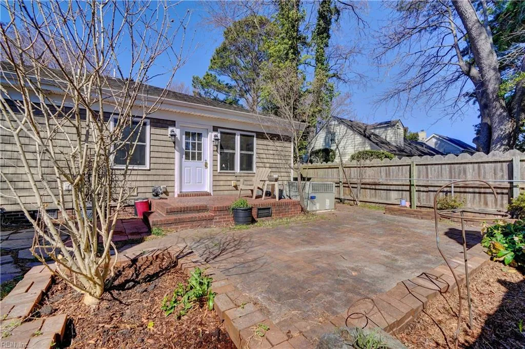 Norfolk, Virginia 23508, United States, 3 Bedrooms Bedrooms, ,2 BathroomsBathrooms,Residential,Active,98113