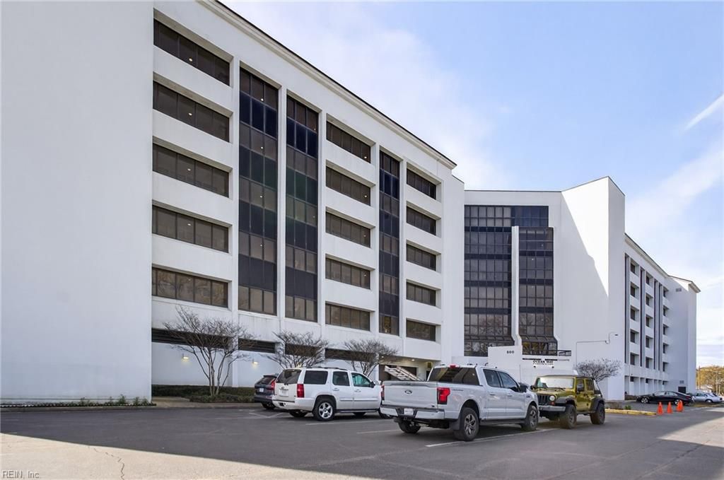 Photo of 500 Winston Salem Avenue #103, Virginia Beach, VA 23451 (MLS # 10626342)