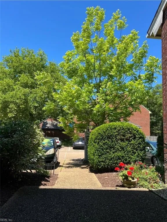 Norfolk, Virginia 23517, United States, 3 Bedrooms Bedrooms, ,4 BathroomsBathrooms,Residential,Pending,21110