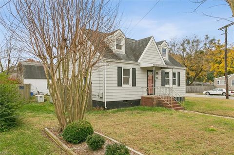Photo of 700 Hudson Terrace, Newport News, VA 23605 (MLS # 10610747)