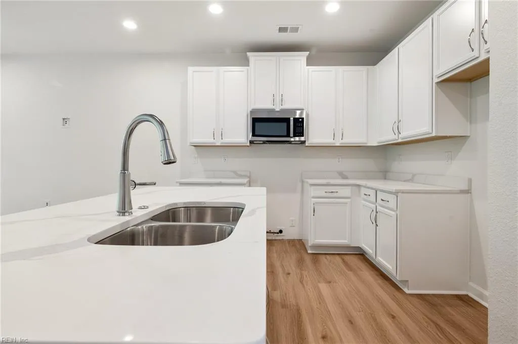 Suffolk, Virginia 23435, United States, 2 Bedrooms Bedrooms, ,3 BathroomsBathrooms,Residential,Active,160969