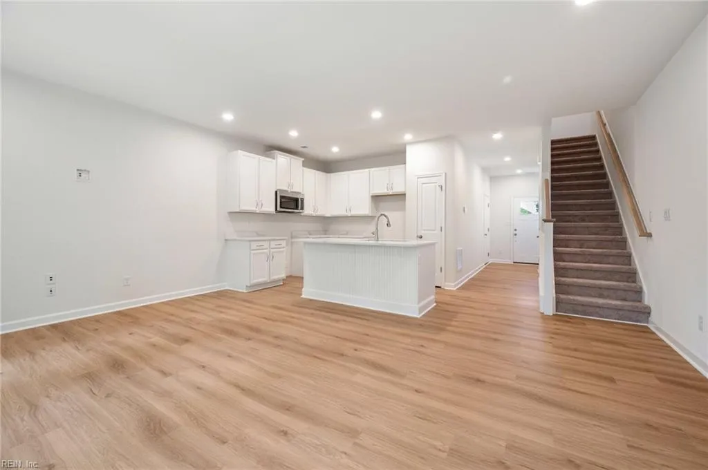 Suffolk, Virginia 23435, United States, 2 Bedrooms Bedrooms, ,3 BathroomsBathrooms,Residential,Active,160969