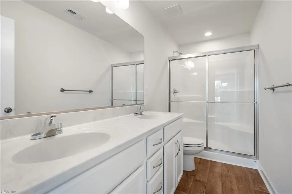 Suffolk, Virginia 23435, United States, 2 Bedrooms Bedrooms, ,3 BathroomsBathrooms,Residential,Active,160969