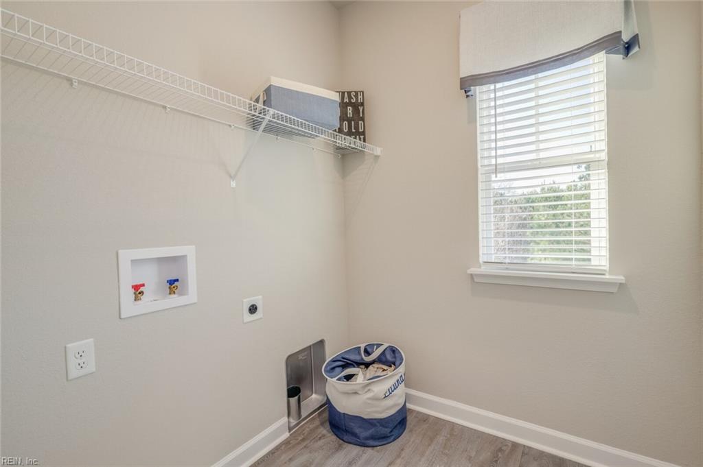 Suffolk, Virginia 23435, United States, 3 Bedrooms Bedrooms, ,2 BathroomsBathrooms,Residential,Pending,50289