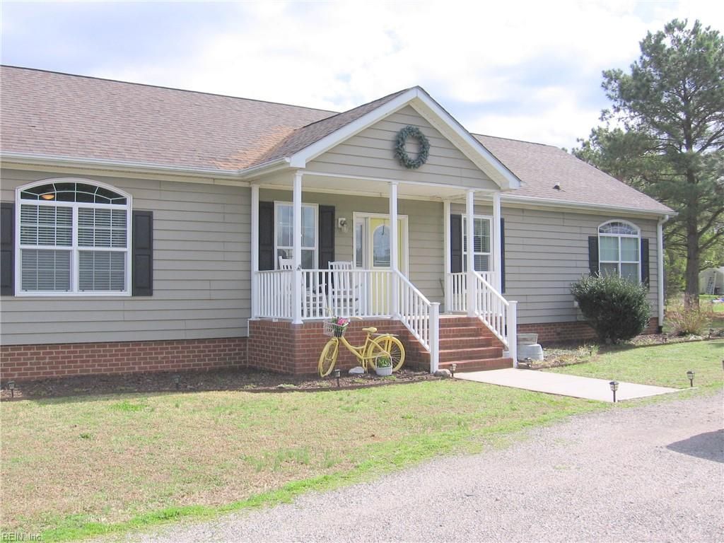 Photo of 15147 Carol Drive, Smithfield, VA 23430 (MLS # 10626291)