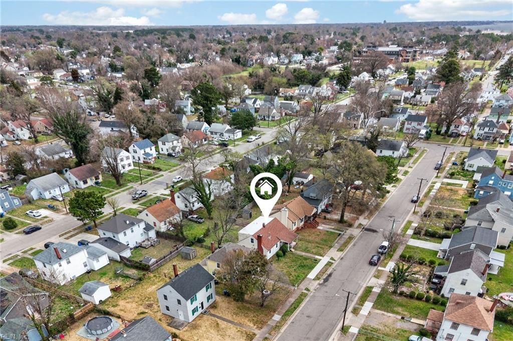 Photo of 945 17th Street, Newport News, VA 23607 (MLS # 10634374)