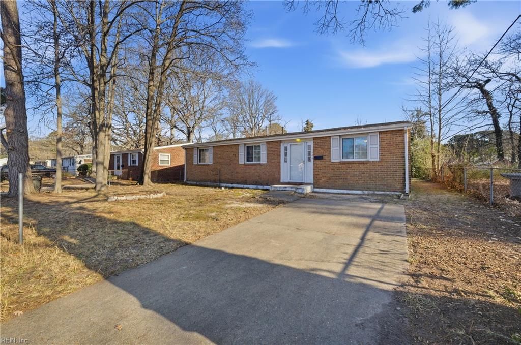 Photo of 1924 Zinzer Road, Hampton, VA 23663 (MLS # 10618449)