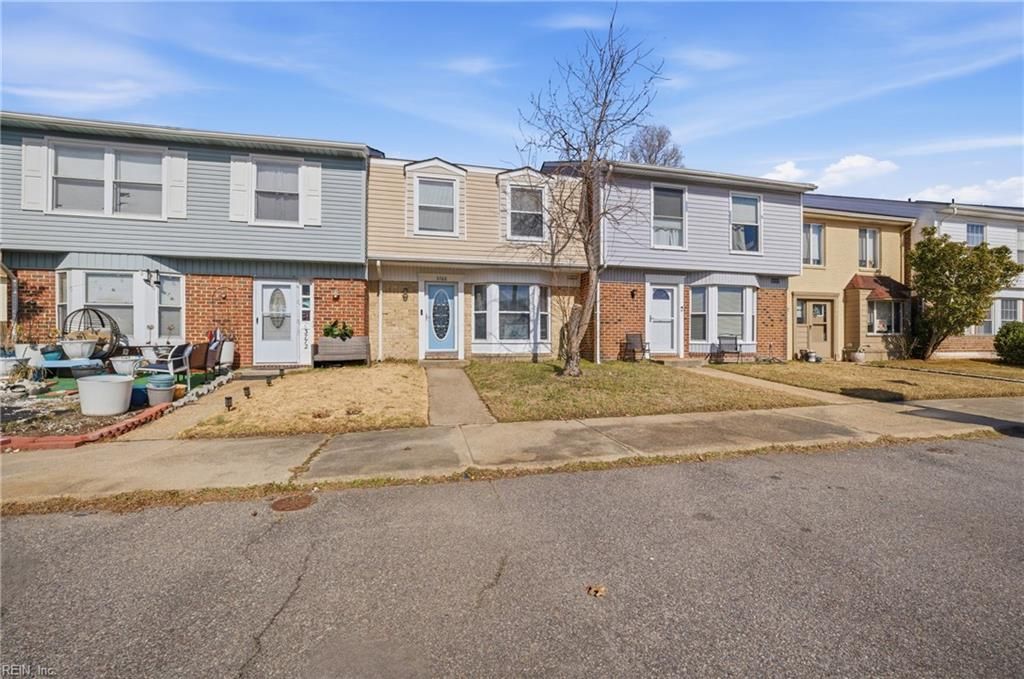 Photo of 3768 Governors Way, Virginia Beach, VA 23452 (MLS # 10621271)