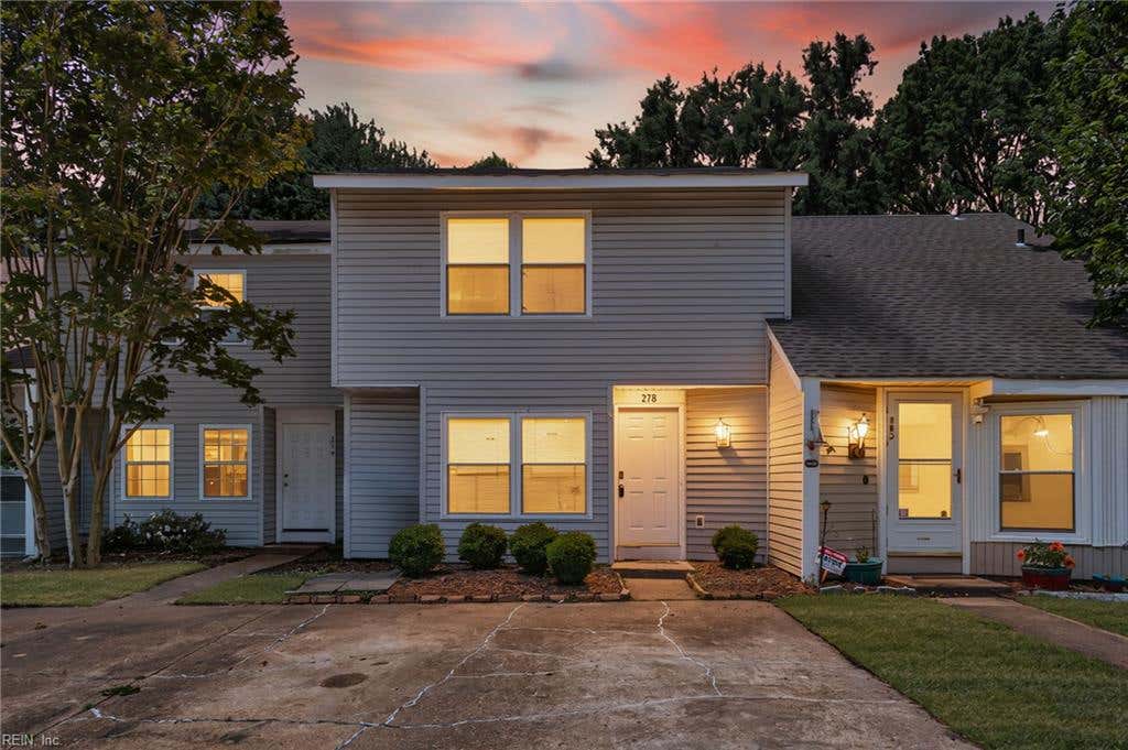 Photo of 278 Thalia Trace Drive, Virginia Beach, VA 23452 (MLS # 10637656)