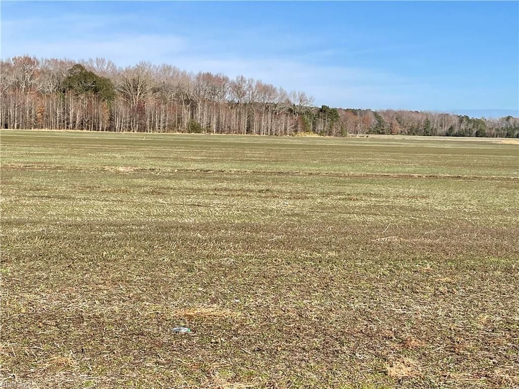 Photo of 392 Princess Anne Rd Road, Virginia Beach, VA 23457 (MLS # 10612907)