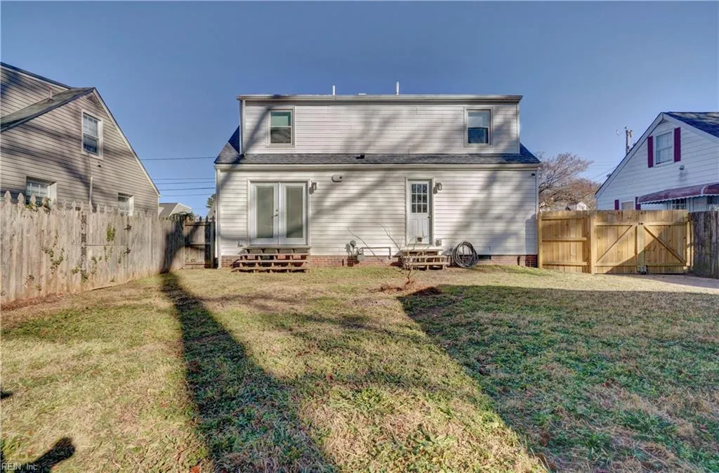 Norfolk, Virginia 23503, United States, 3 Bedrooms Bedrooms, ,2 BathroomsBathrooms,Residential,Pending,20014