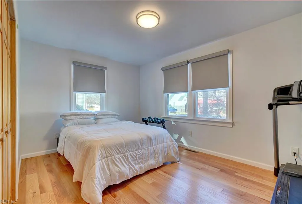 Norfolk, Virginia 23503, United States, 3 Bedrooms Bedrooms, ,2 BathroomsBathrooms,Residential,Pending,20014