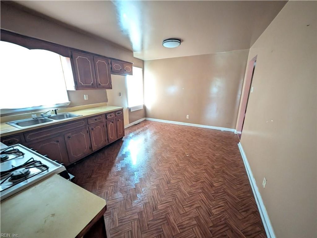 Photo of 1314 Wool Avenue, Portsmouth, VA 23707 (MLS # 10613320)