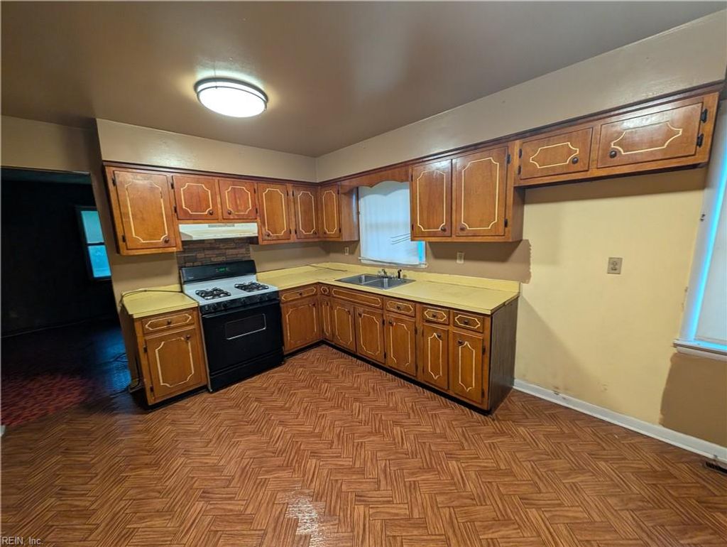 Photo of 1314 Wool Avenue, Portsmouth, VA 23707 (MLS # 10613320)