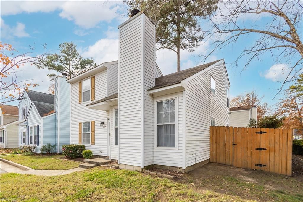 Photo of 197 Gate House Road, Newport News, VA 23608 (MLS # 10615997)