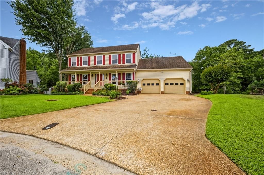Photo of 4 Sol Thorpe Lane, Chesapeake, VA 23325 (MLS # 10640968)