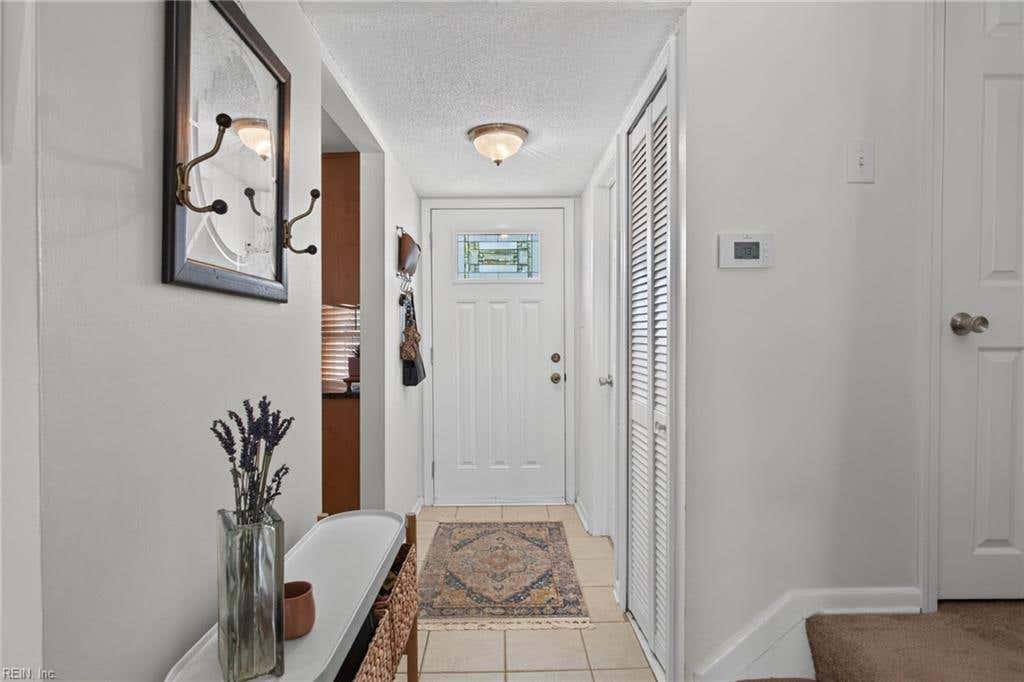 Photo of 624 Hustings Court Lane, Virginia Beach, VA 23452 (MLS # 10650446)
