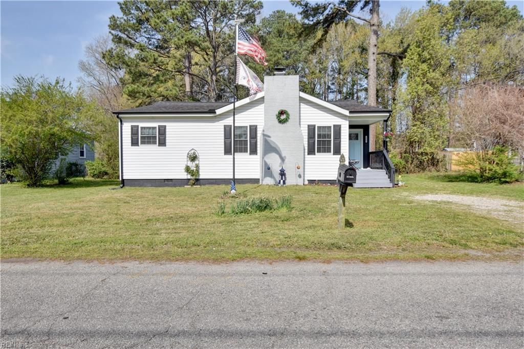 Photo of 111 Francis Street, Portsmouth, VA 23702 (MLS # 10627201)