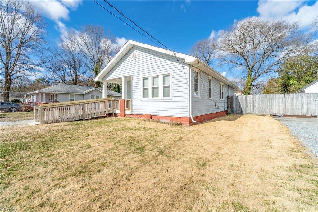 Photo of 30 Kirby Street, Portsmouth, VA 23702 (MLS # 10642636)