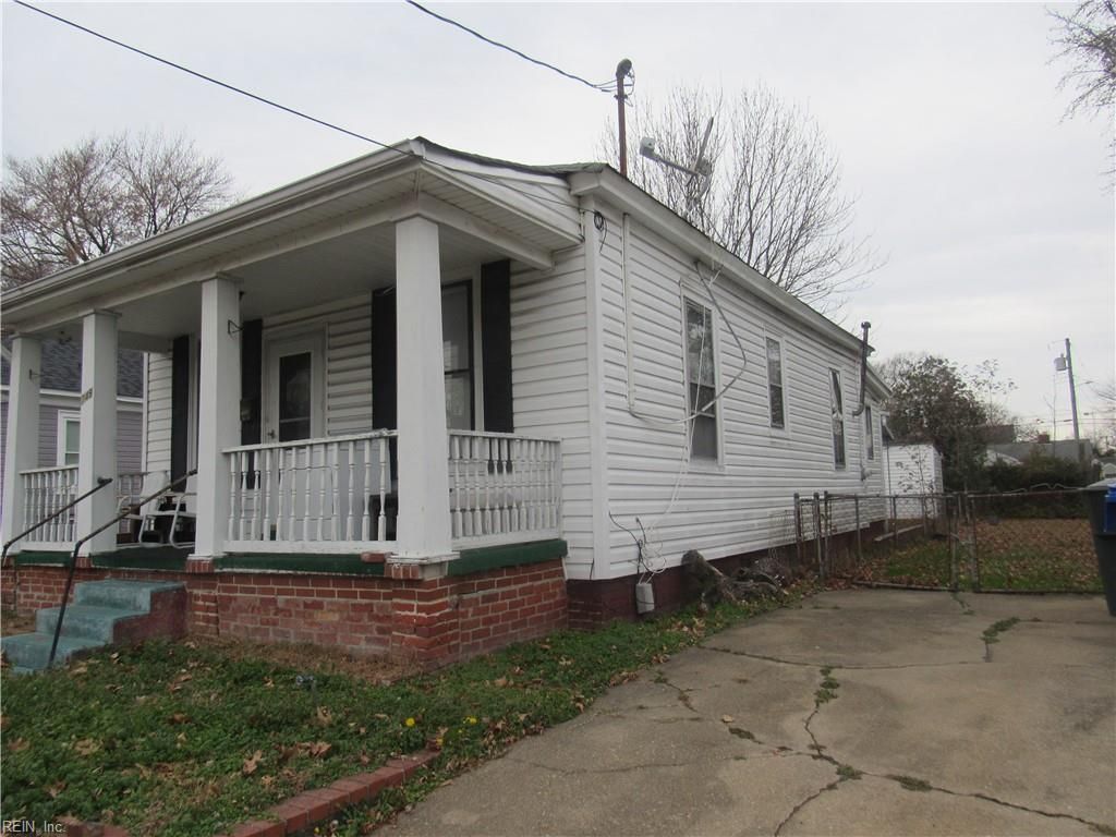 Photo of 749 31st Street, Newport News, VA 23607 (MLS # 10613703)