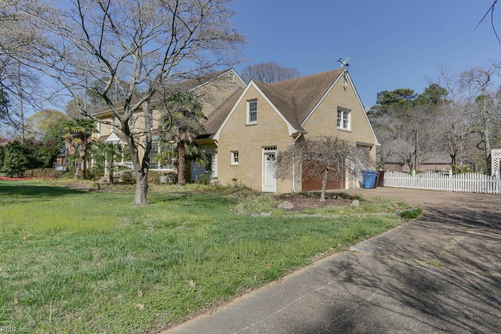 Photo of 3408 Montgomery Place, Virginia Beach, VA 23452 (MLS # 10630040)