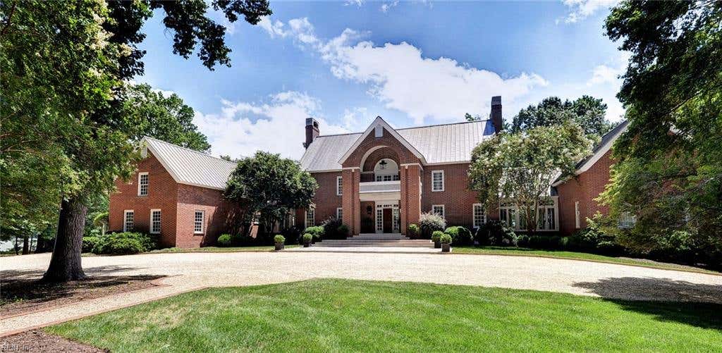 Photo of 22600 Cypress Point Road, Williamsburg, VA 23185 (MLS # 10648436)