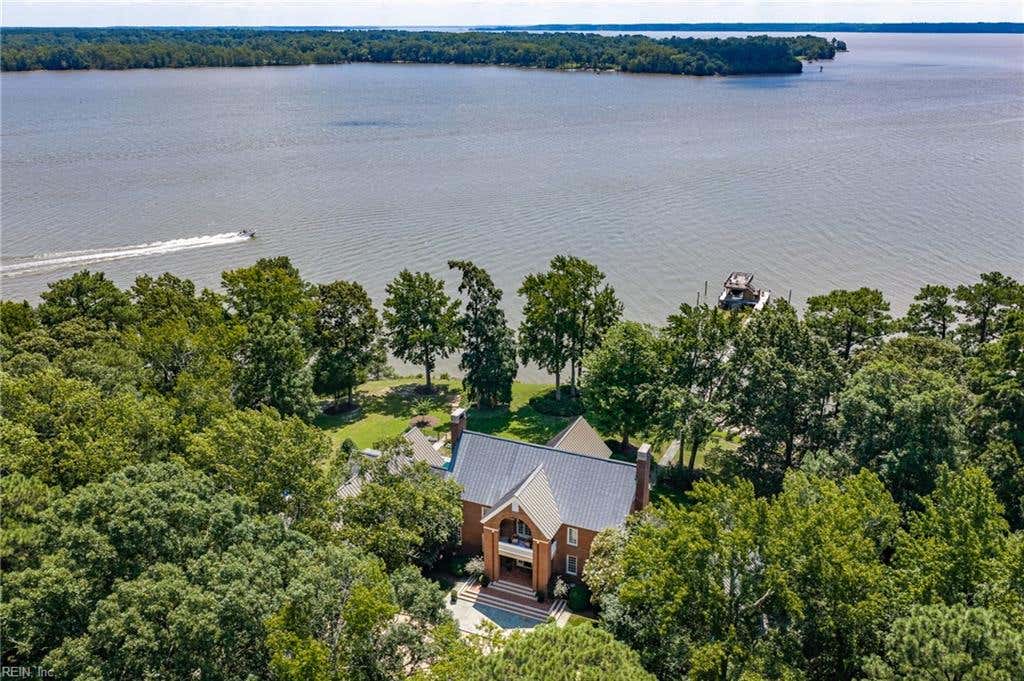 Photo of 22600 Cypress Point Road, Williamsburg, VA 23185 (MLS # 10648436)