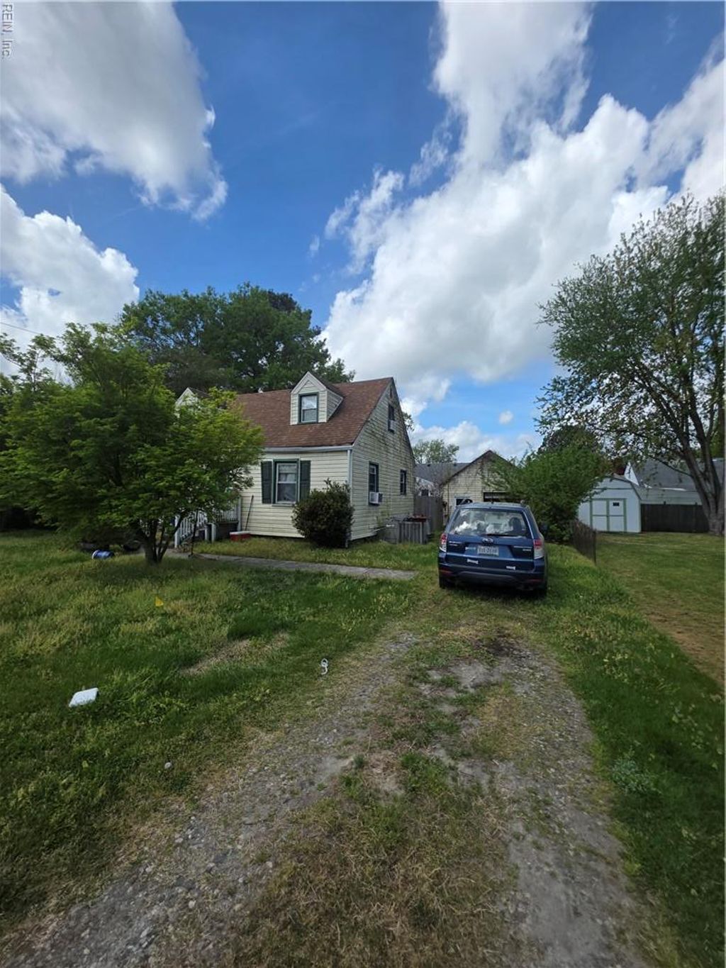 Photo of 9 Maurice Avenue, Portsmouth, VA 23701 (MLS # 10631220)