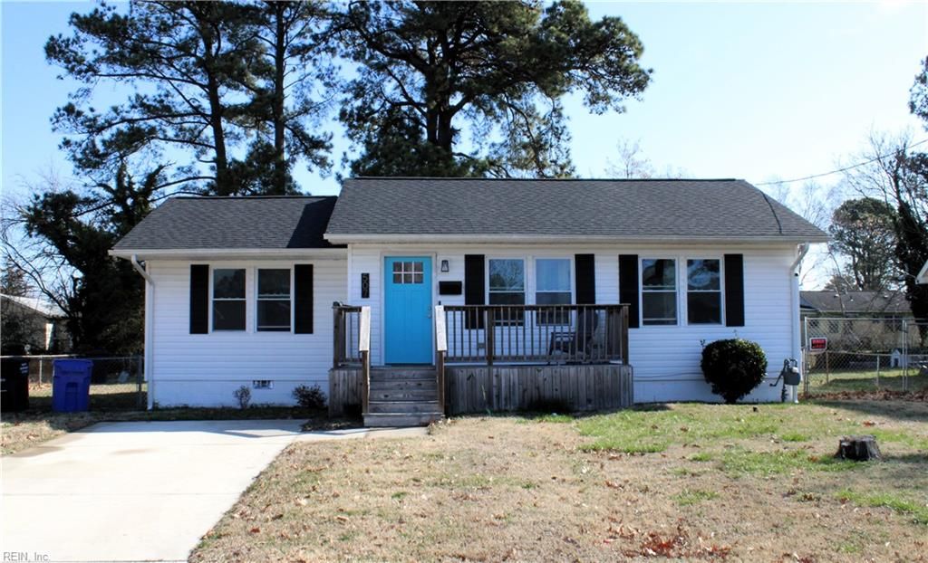 Photo of 507 Henderson Street, Portsmouth, VA 23701 (MLS # 10623483)