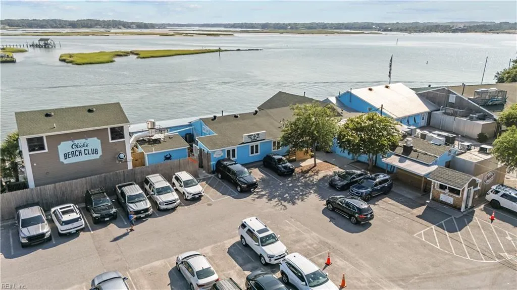 Virginia Beach, Virginia 23451, United States, 2 Bedrooms Bedrooms, ,3 BathroomsBathrooms,Residential,Active,168407