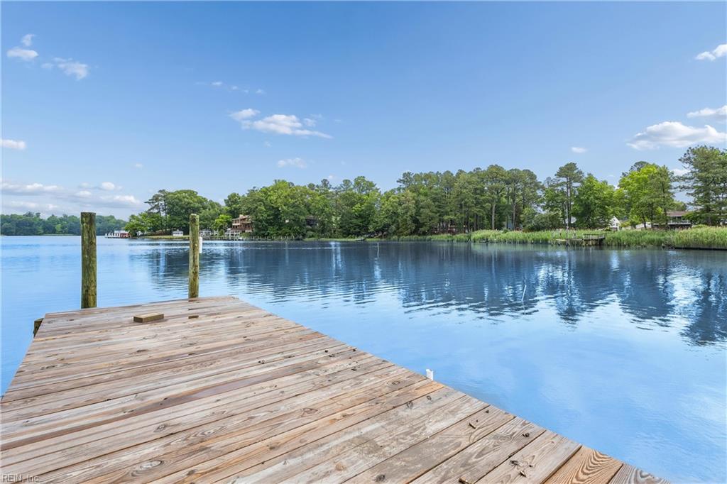 975 Lacon Drive, Newport News, VA, 23608