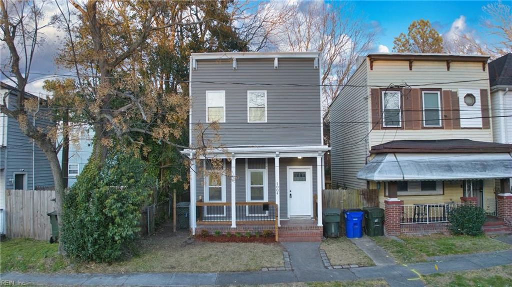 Photo of 1004 Barney Street, Norfolk, VA 23504 (MLS # 10624318)