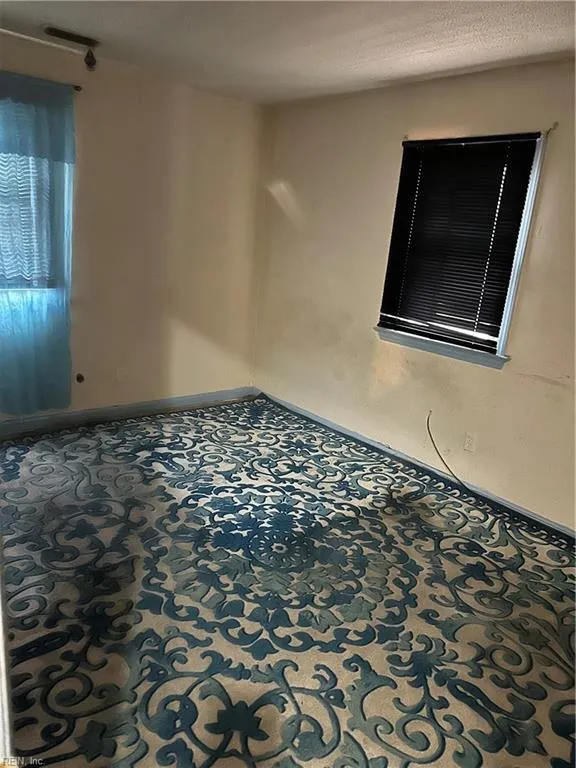 Virginia Beach, Virginia 23464, United States, 4 Bedrooms Bedrooms, ,2 BathroomsBathrooms,Residential,Pending,4283