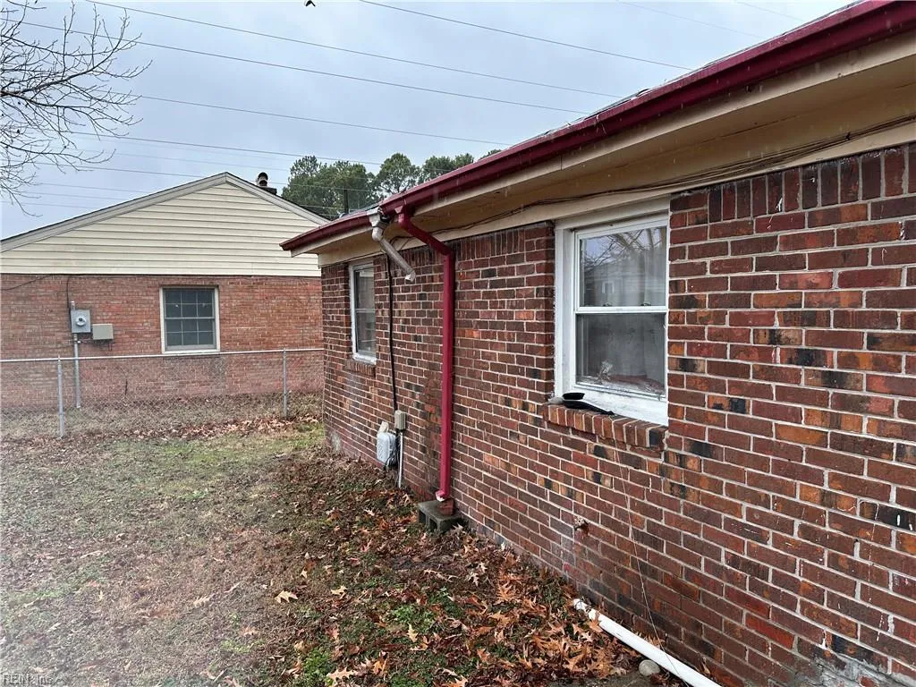 Virginia Beach, Virginia 23464, United States, 4 Bedrooms Bedrooms, ,2 BathroomsBathrooms,Residential,Pending,4283