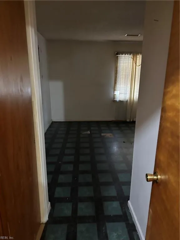 Virginia Beach, Virginia 23464, United States, 4 Bedrooms Bedrooms, ,2 BathroomsBathrooms,Residential,Pending,4283