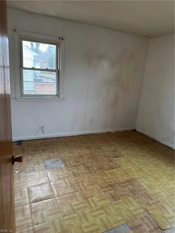 Virginia Beach, Virginia 23464, United States, 4 Bedrooms Bedrooms, ,2 BathroomsBathrooms,Residential,Pending,4283