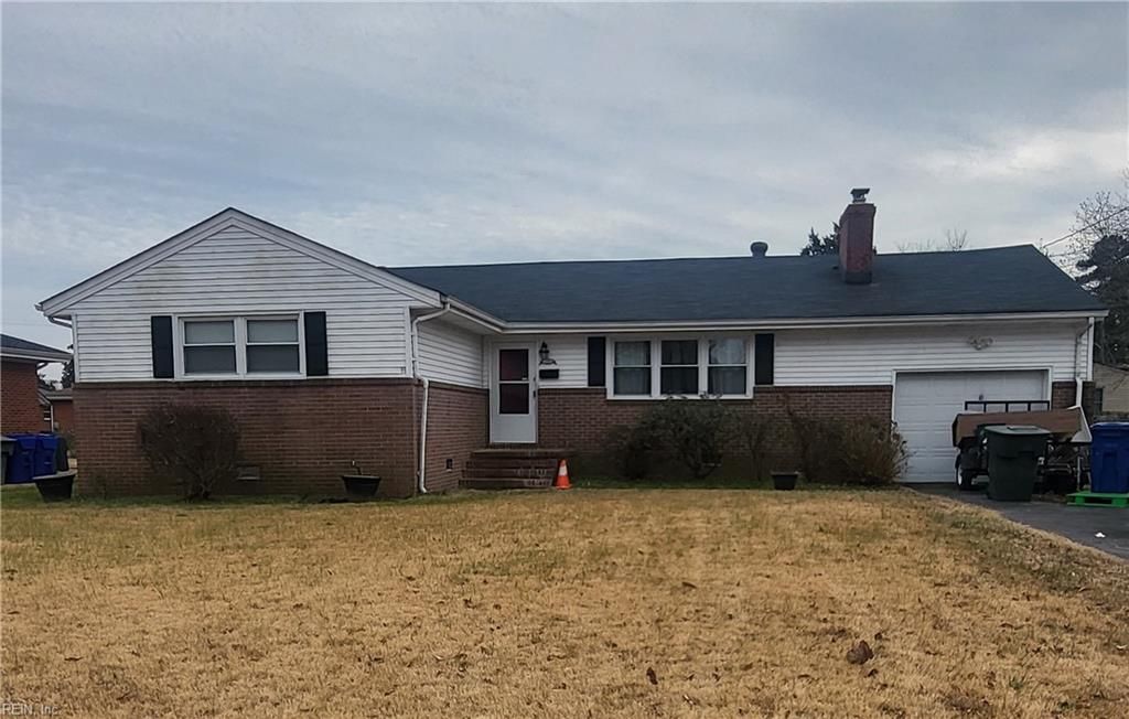 Photo of 55 Rexford Dr Drive, Newport News, VA 23608 (MLS # 10616766)