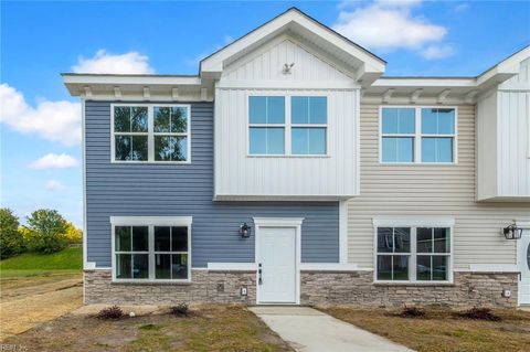 1008 Oldwood ST Chesapeake VA 23324