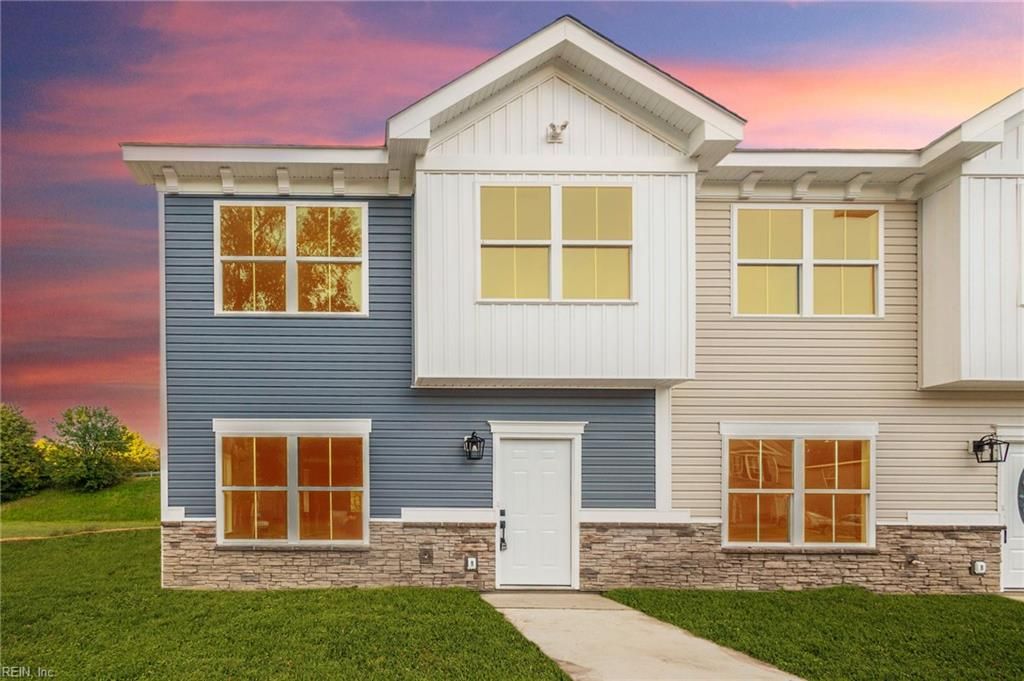 Photo of 1008 Oldwood Street, Chesapeake, VA 23324 (MLS # 10605935)