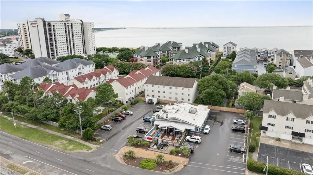 Virginia Beach, Virginia 23451, United States, 2 Bedrooms Bedrooms, ,1 BathroomBathrooms,Residential,Active,219197