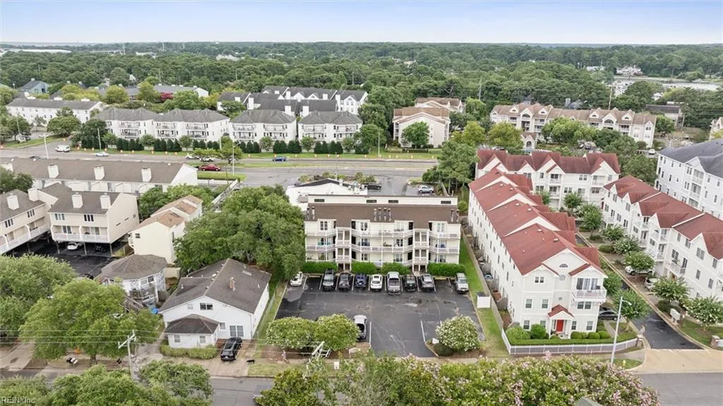 Virginia Beach, Virginia 23451, United States, 2 Bedrooms Bedrooms, ,1 BathroomBathrooms,Residential,Active,219197